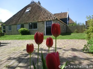 Buitenaanzicht Herberg De Tiling